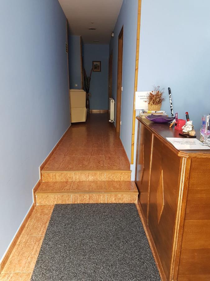 Hostal Los Nogales Cangas De Narcea Eksteriør bilde